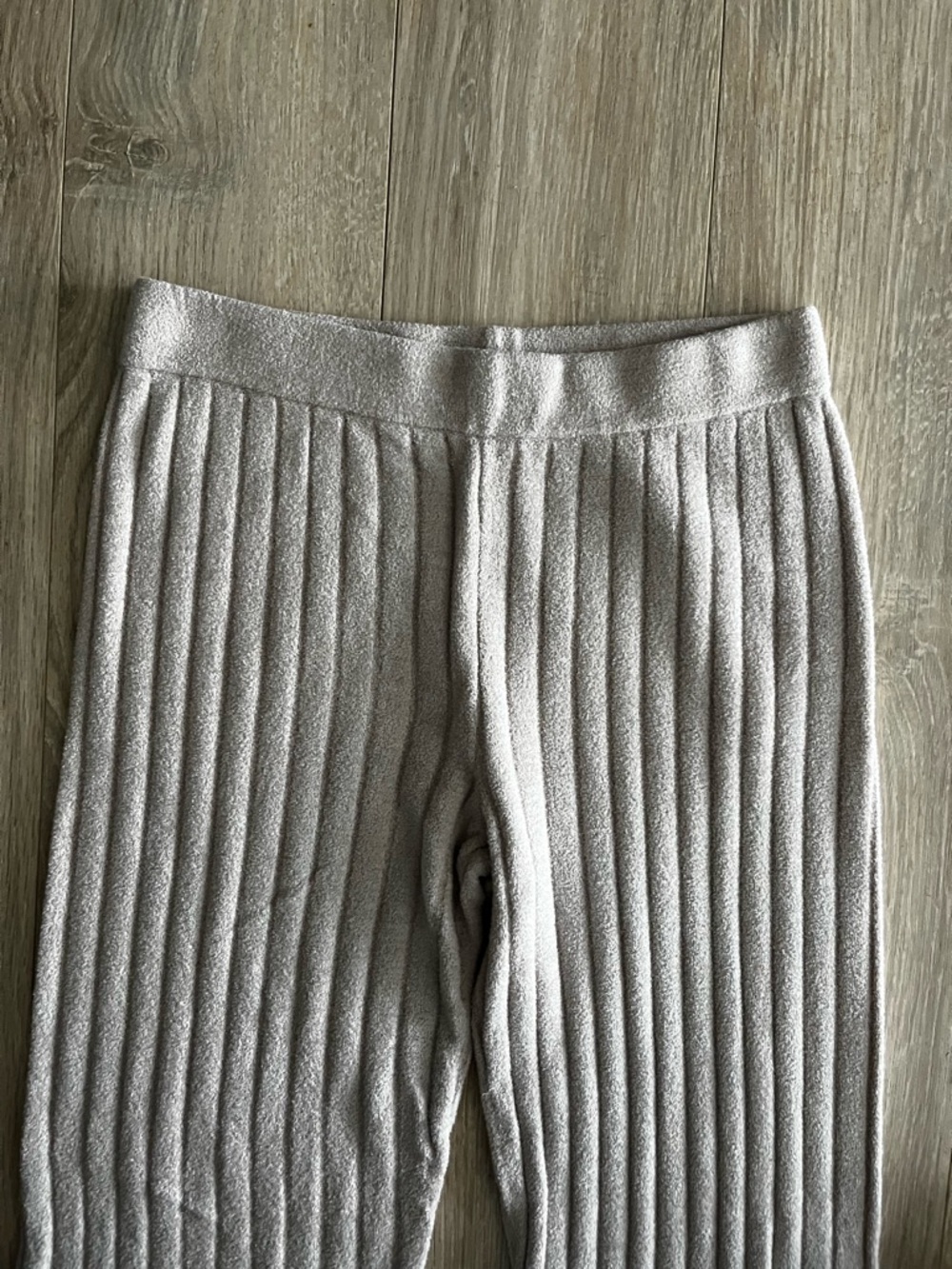 Barefoot Dreams Women’s CozyChic Ultra Lite® Ribbed Pant Soft Taupe - Size XS - Picture 2 of 5